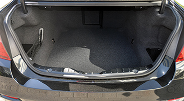 CD 0714 First Drive BMW Trunk Space