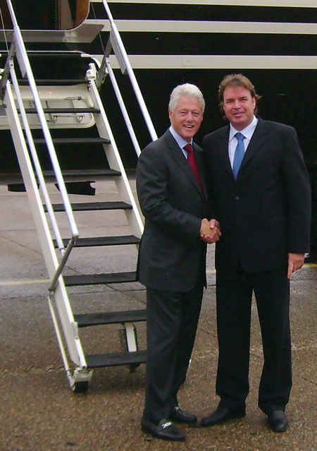 Bart van Leijden with passenger and former U.S. President Bill Clinton