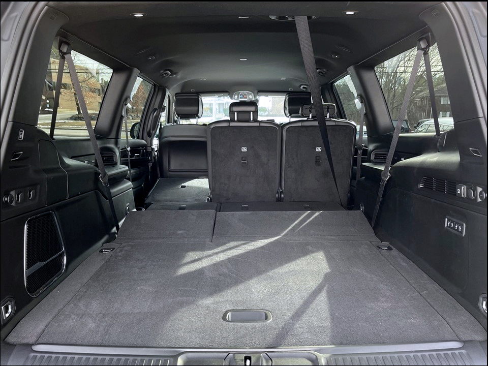 Stellantis - Wagoneer L