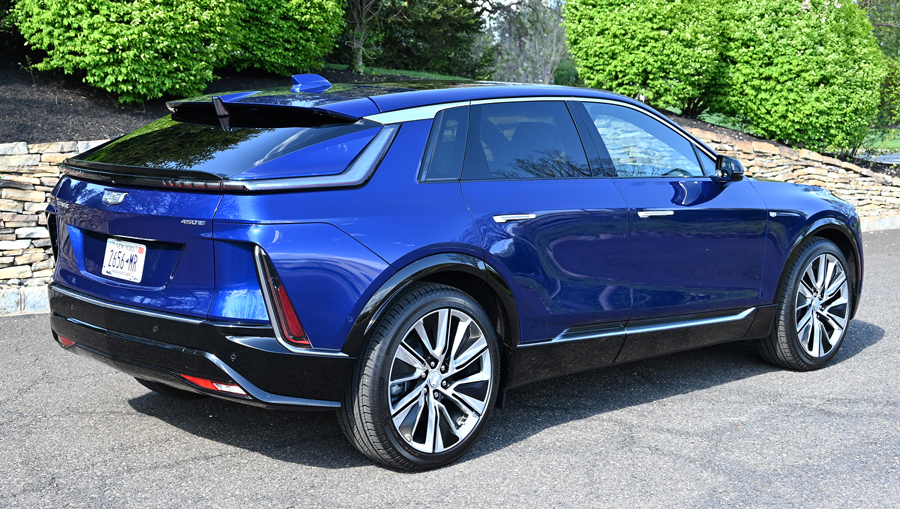 Cadillac LYRIQ 2024