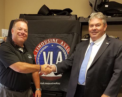 VLA Vice President Bill Kerr (left) with VLA President Paul Walsh 