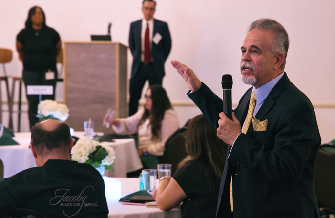 CGTRG Hosts Productive Education Meeting, Honors Industry Leader